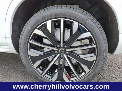 New 2026 Volvo XC90 B6 Plus w/ Protection Package Premier image 5