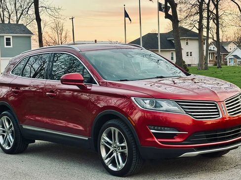 Used 2017 Lincoln MKC Reserve w/ Lincoln MKC Climate Package image 13