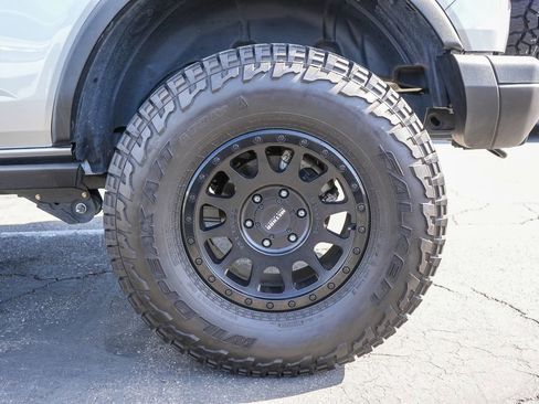 Used 2022 Ford Bronco Black Diamond AWD/4WD image 13