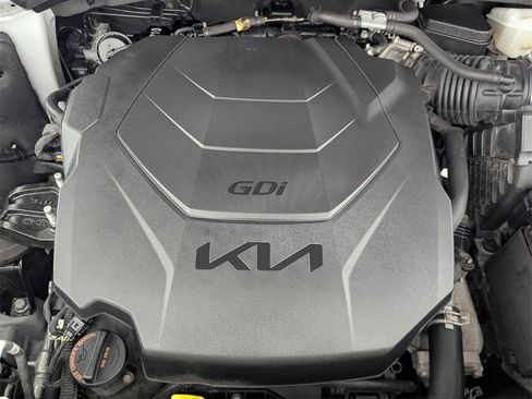 Used 2022 Kia Telluride EX w/ EX Premium Package image 10