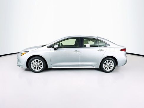 New 2026 Toyota Corolla XLE image 5
