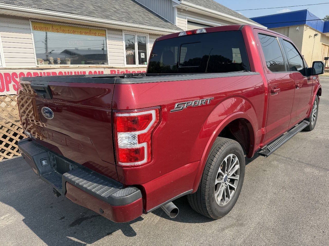 Used 2019 Ford F150 XLT w/ Equipment Group 302A Luxury RWD image 9