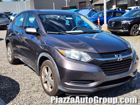 Used 2016 Honda HR-V LX image 1