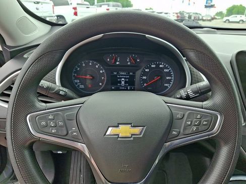 Used 2024 Chevrolet Malibu LT FWD image 19