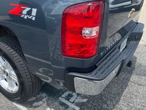 Used 2013 Chevrolet Silverado 1500 LT w/ All-Star Edition AWD/4WD image 6