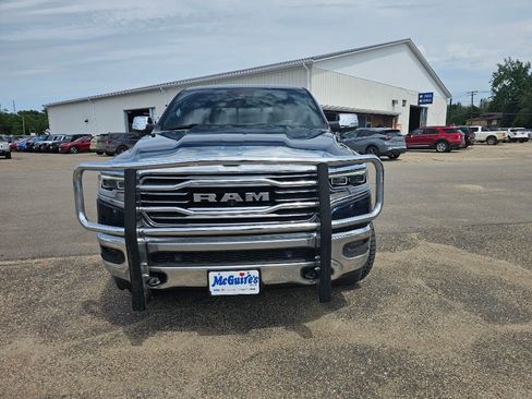 Used 2022 RAM 1500 Limited image 3