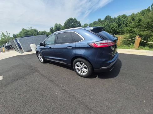 Used 2019 Ford Edge SEL w/ Equipment Group 201A AWD/4WD image 6