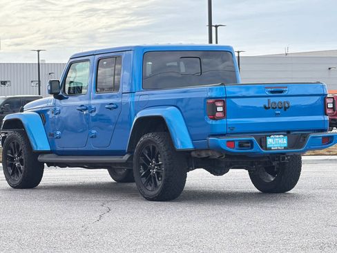 Used 2022 Jeep Gladiator Overland image 6