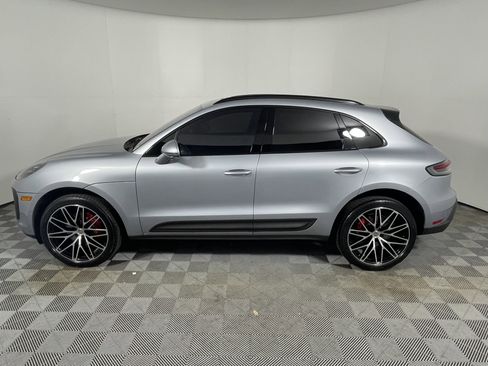 Used 2024 Porsche Macan S image 2