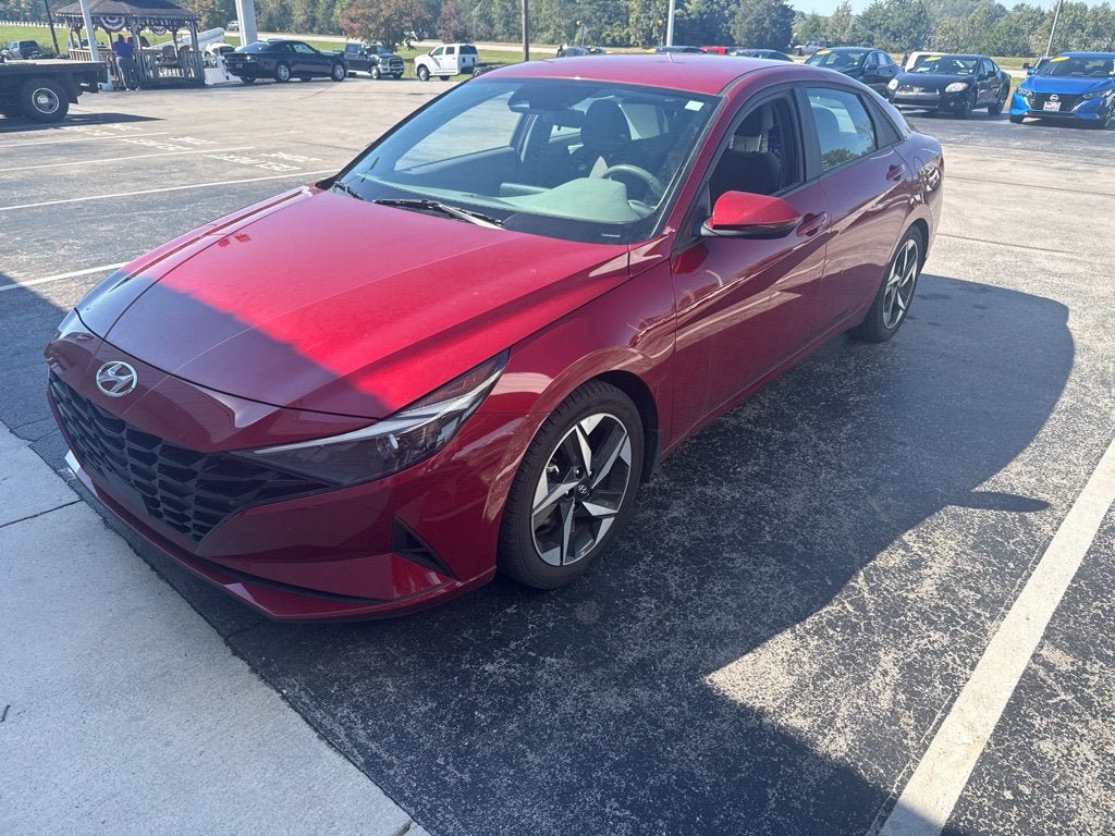 Used 2023 Hyundai Elantra SEL w/ Convenience Package FWD image 1