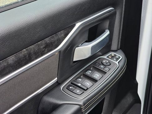 Used 2024 RAM 2500 Big Horn w/ Heated Seats & Wheel Group image 37