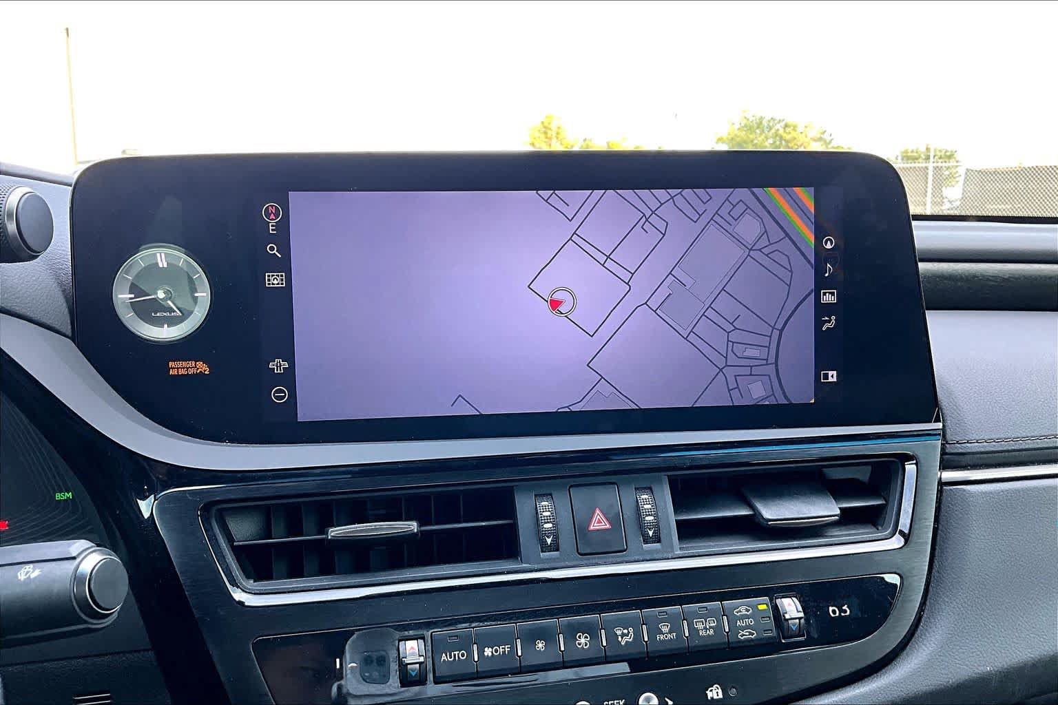 Certified 2022 Lexus ES 350 w/ Premium Package FWD image 34