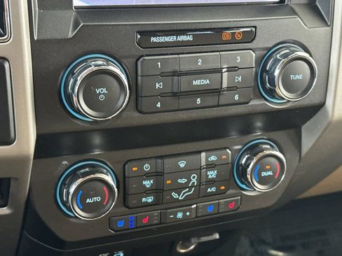 Used 2019 Ford F250 Lariat w/ Lariat Ultimate Package AWD/4WD image 23