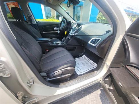 Used 2015 GMC Terrain SLE w/ Convenience Package AWD/4WD image 10