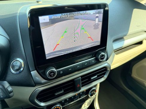 Used 2021 Ford EcoSport SE image 29