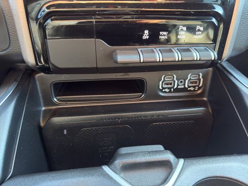 Used 2023 RAM 1500 Laramie AWD/4WD image 21