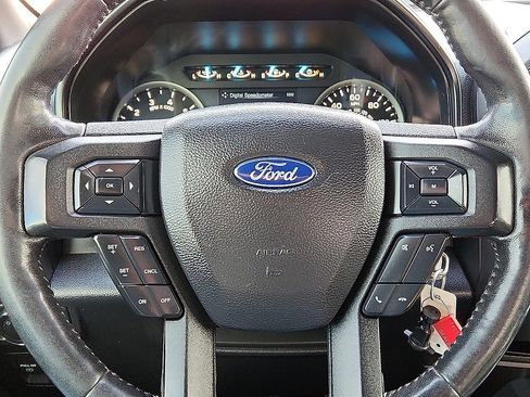 Used 2018 Ford F150 XLT w/ Equipment Group 302A Luxury image 11