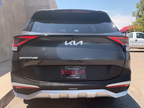 Used 2023 Kia Sportage EX FWD image 11