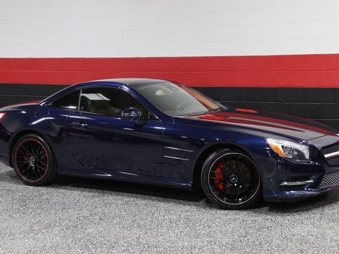 Used 2013 Mercedes-Benz SL 550 w/ Premium Pkg image 2