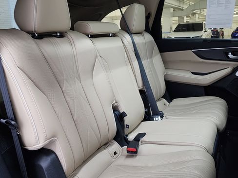 Certified 2025 Acura MDX SH-AWD w/ Advance Package image 22