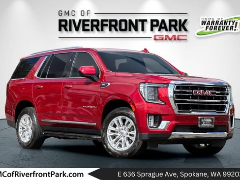 Used 2024 GMC Yukon SLT image 1