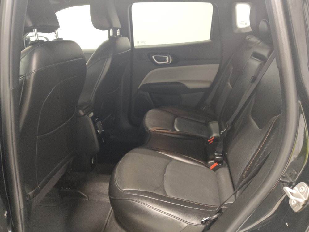 Used 2023 Jeep Compass Limited w/ Elite Group AWD/4WD image 18