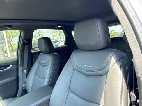New 2026 Cadillac XT5 Premium Luxury w/ LPO, Floor Liner Package FWD image 23