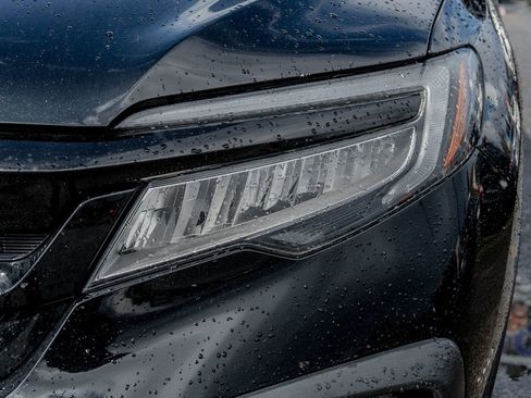 Used 2022 Honda Pilot Black Edition image 7