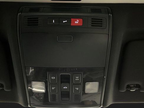 Used 2020 Volkswagen Jetta R-Line w/ R-Line Cold Weather Package image 31