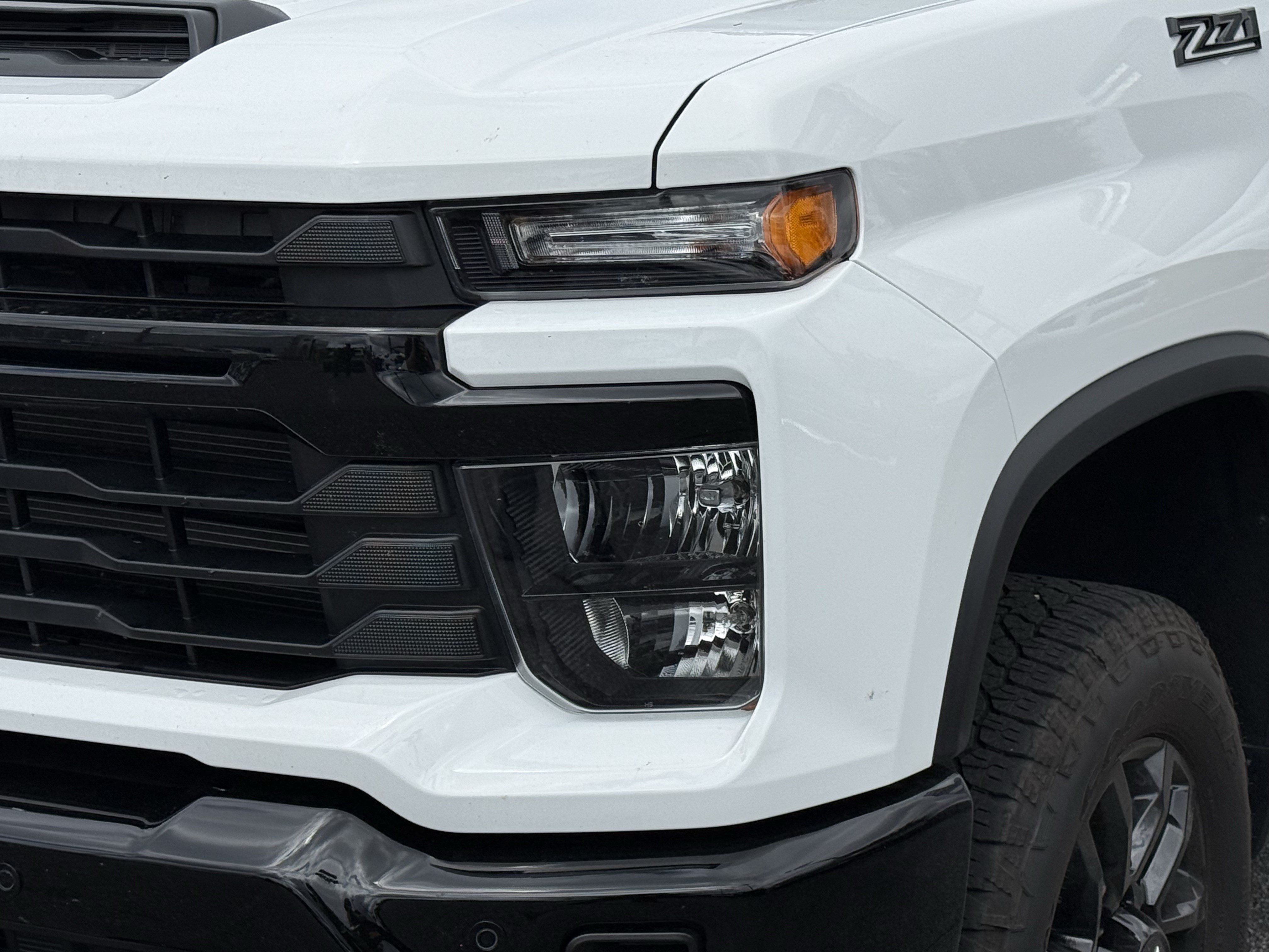 Used 2025 Chevrolet Silverado 2500 Custom w/ Custom Value Package AWD/4WD image 10