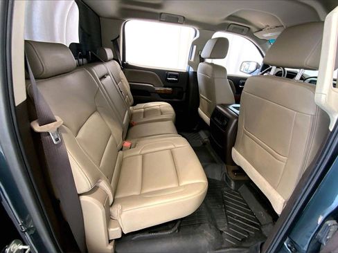 Used 2018 GMC Sierra 1500 SLT image 25