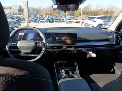 New 2026 Kia Sorento LX image 10