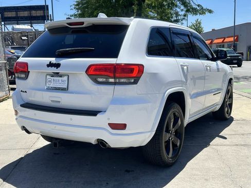 Used 2015 Jeep Grand Cherokee Altitude AWD/4WD image 5