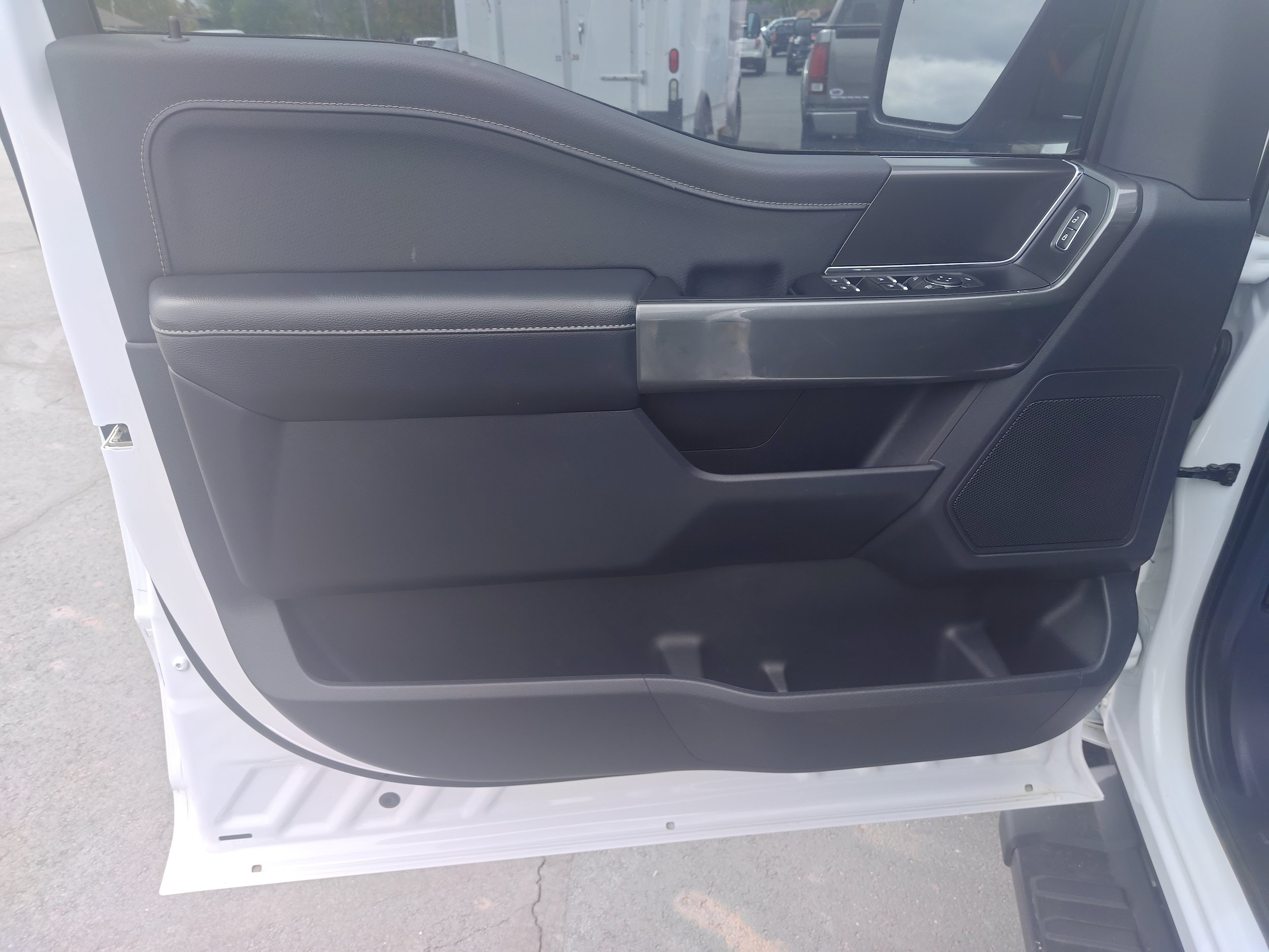 Used 2022 Ford F150 XLT w/ Equipment Group 302A High AWD/4WD image 7