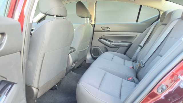 Used 2023 Nissan Altima 2.5 SV FWD image 32