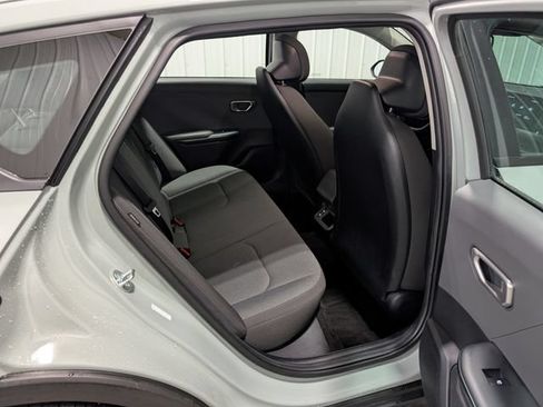 Used 2025 Kia K4 FWD image 25