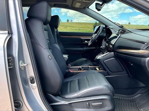 Used 2020 Honda CR-V Touring image 29