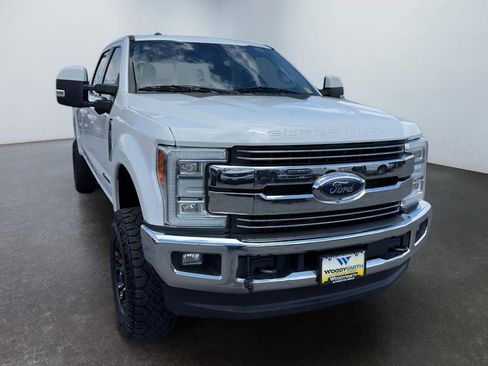 Used 2018 Ford F350 Lariat w/ Lariat Ultimate Package AWD/4WD image 7