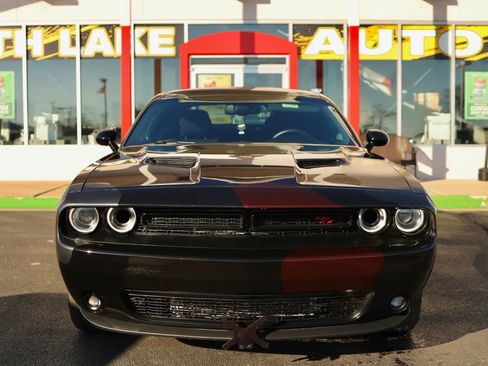 Used 2016 Dodge Challenger R/T w/ Blacktop Package RWD image 2