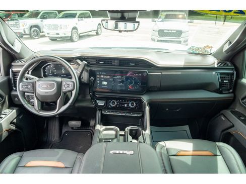 Used 2026 GMC Sierra 2500 AT4 w/ AT4 Premium Plus Package AWD/4WD image 34