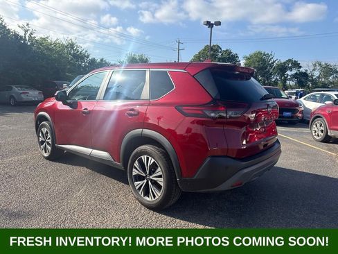 Used 2023 Nissan Rogue SV FWD image 4