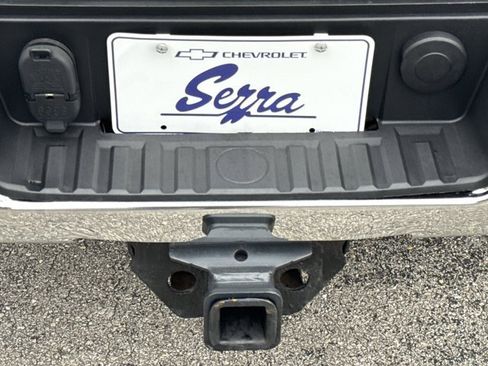 Used 2015 Chevrolet Silverado 2500 LTZ w/ LTZ Plus Package image 12