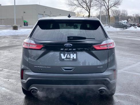Used 2024 Ford Edge Titanium image 24