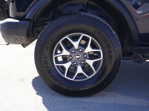 Used 2021 Ford Bronco Badlands image 12