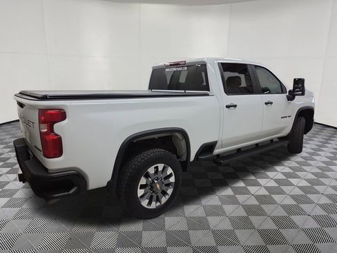 Used 2024 Chevrolet Silverado 2500 Custom w/ Custom Value Package AWD/4WD image 4