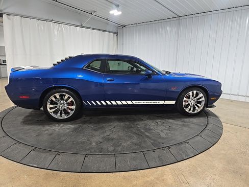 Used 2011 Dodge Challenger SRT8 image 5