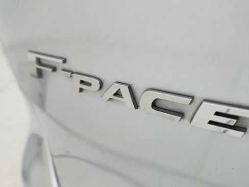 Used 2021 Jaguar F-PACE S image 17