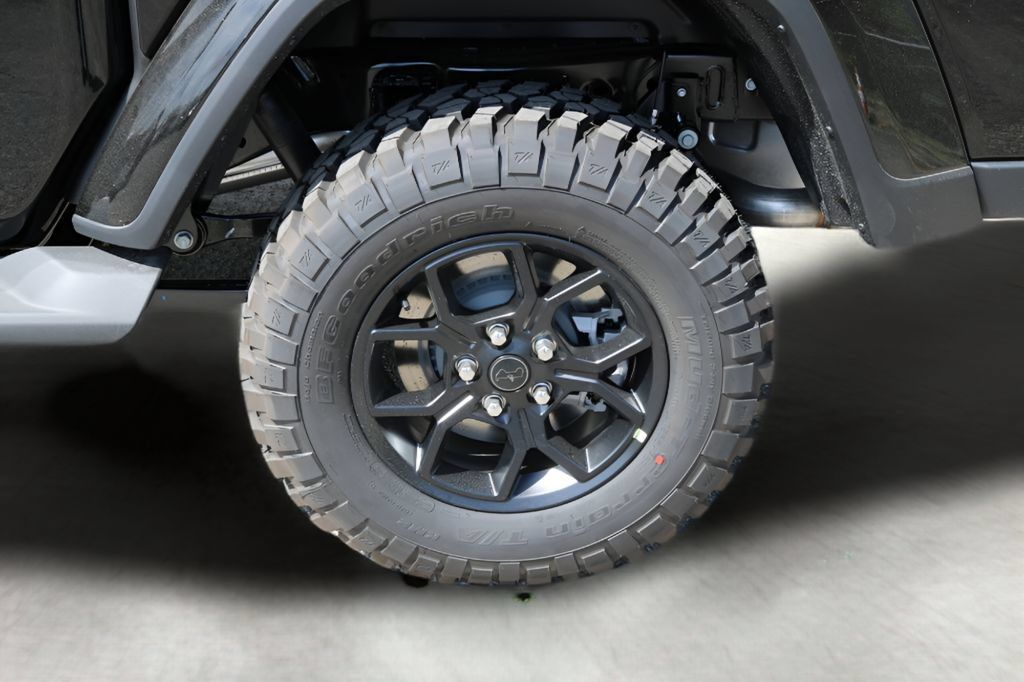 New 2026 Jeep Gladiator Mojave AWD/4WD image 9