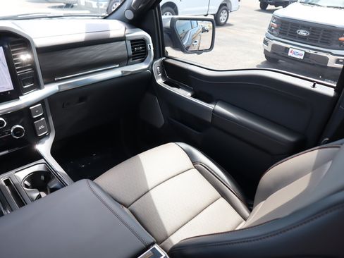 New 2025 Ford F150 Lariat w/ Equipment Group 501A Mid image 33