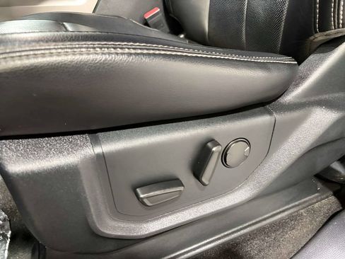 Used 2019 Ford F150 Lariat AWD/4WD image 22